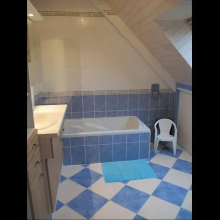 Calme Proche Et Commerces Au Croisic Avec Jardin, Wi-fi, 4 - Fr-1-306-1308 * Le Croisic
